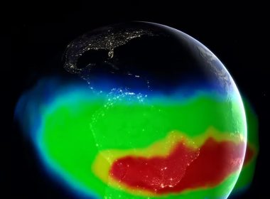 Una enorme anomalía creciente en el campo magnético de la Tierra esta siendo rastreada por NASA