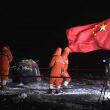 Sonda china trae las primeras muestras de la Luna en décadas (Video)