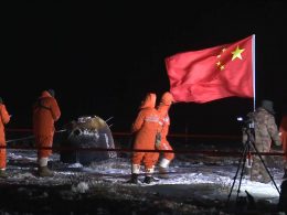 Sonda china trae las primeras muestras de la Luna en décadas (Video)