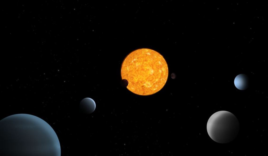 Científicos descubren seis mundos alienígenas orbitando una estrella en extraña y precisa armonía