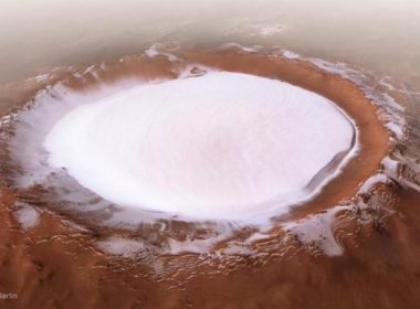 Extraño cráter sugiere que antiguo Marte tuvo un enorme glaciar con deshielo ocasional