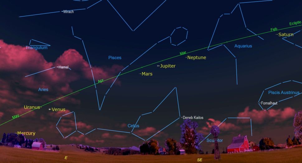 Los cinco planetas brillantes visibles a simple vista están apareciendo ahora en el cielo antes del amanecer. Así es como se veían Mercurio, Venus, Marte, Júpiter y Saturno el 10 de junio. Esta rara alineación dura todo el mes
