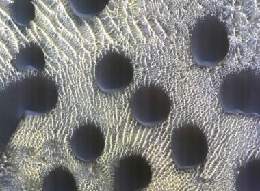 Extrañas dunas de arena de Marte son "casi perfectamente circulares" y los científicos no saben por qué