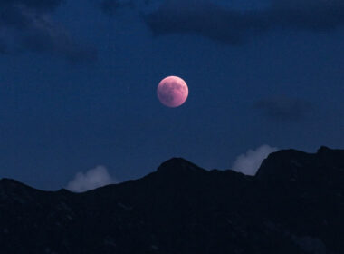 Un eclipse lunar penumbral podrá verse este viernes 5 de mayo