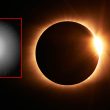 Como ver el "cometa diablo" junto al eclipse solar total