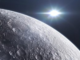 Una luna extra orbita la Tierra y ahora sabemos de dónde salió